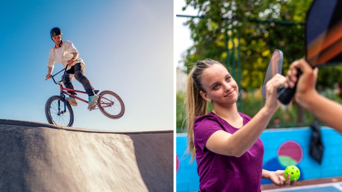 Tonåringar cyklar och spelar padel